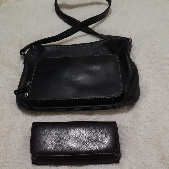 Black Leather Crossbody Bag and Wallet Set - Picture 1 of 12